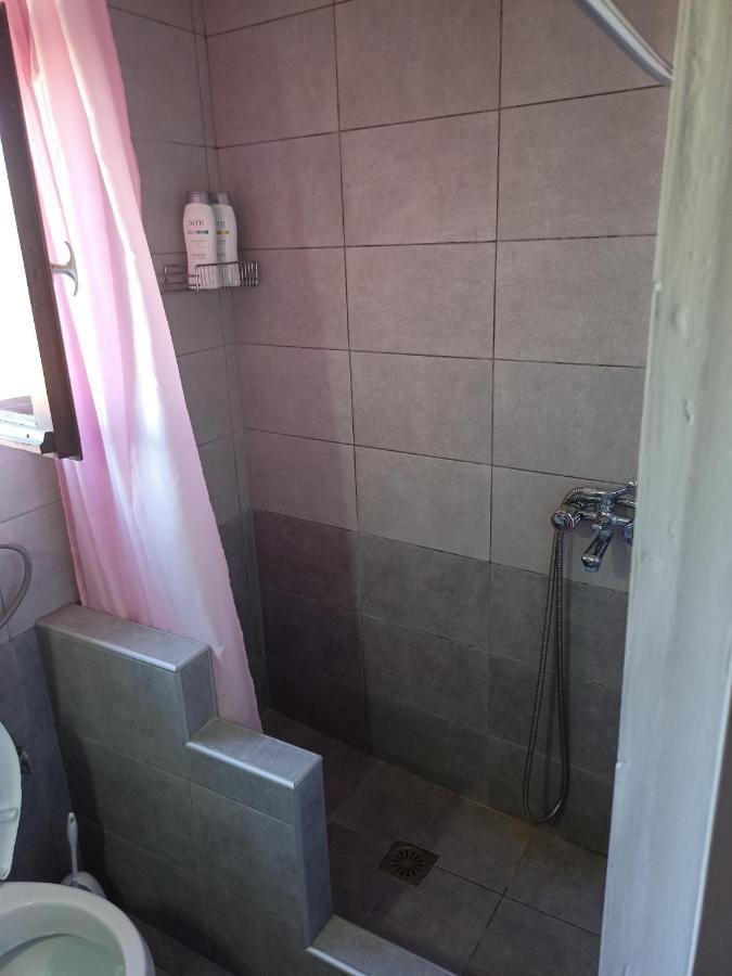 Casa Con Vista Apartments Chalki Town Exterior photo